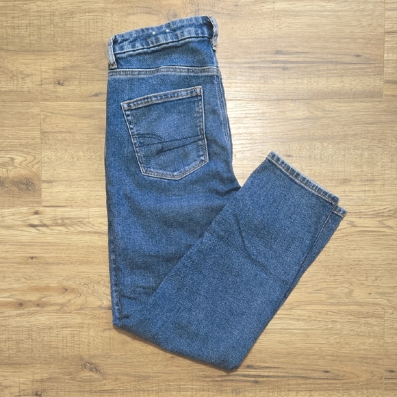 American Eagle Curvy Mom Jean - Picture 1 of 5